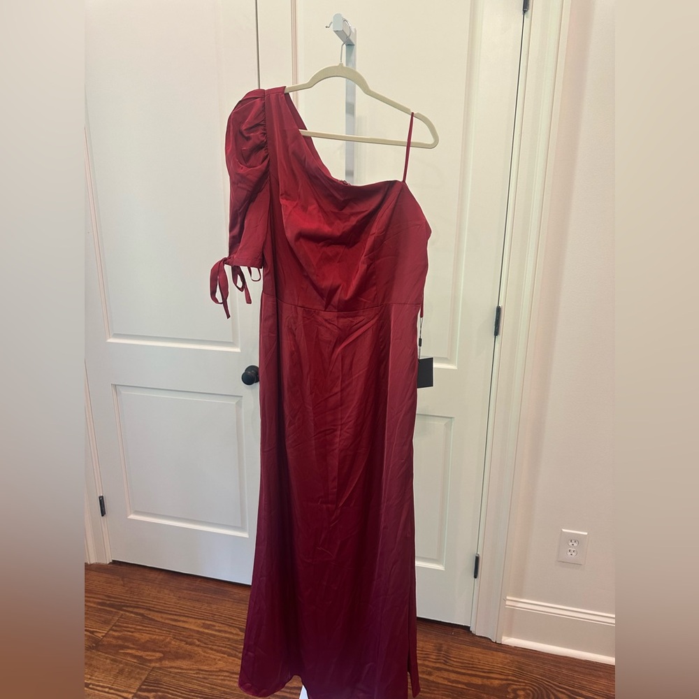 Mac Duggal Puff Sleeve One Shoulder Gown NWT 55632 - Picture 6 of 11